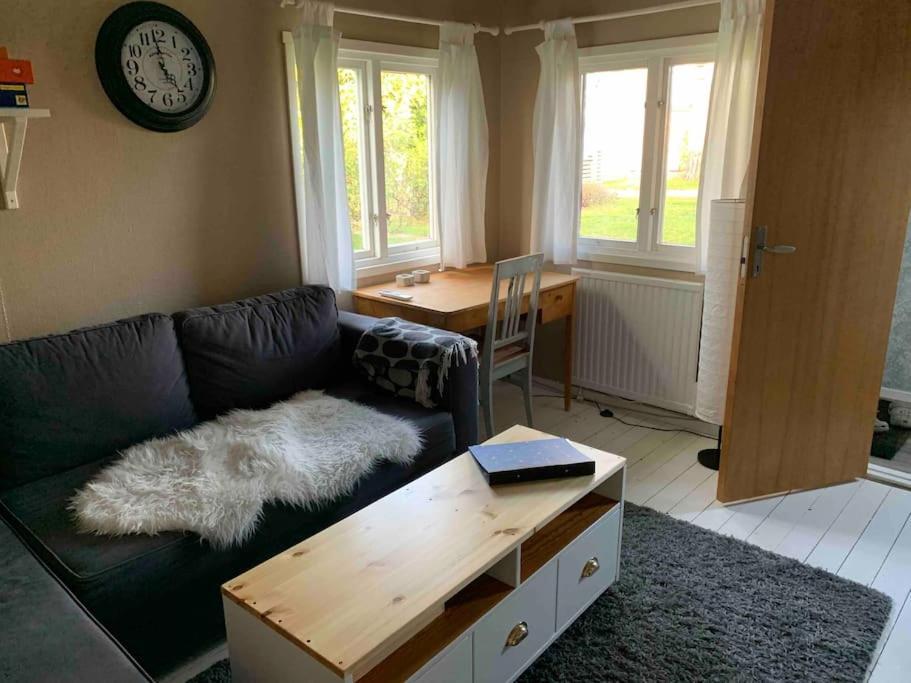 Kullahalvoen Naera Jonstorps Hamn Exterior foto