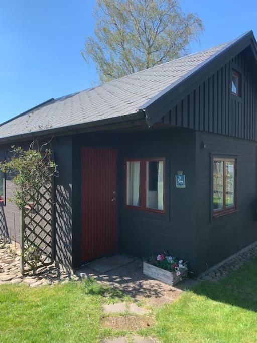 Kullahalvoen Naera Jonstorps Hamn Exterior foto