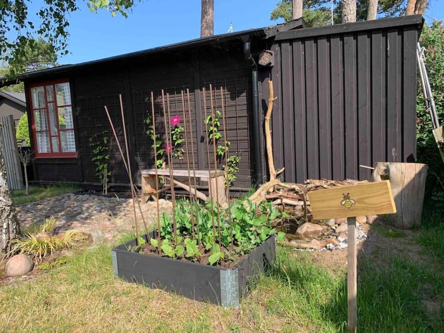 Kullahalvoen Naera Jonstorps Hamn Exterior foto